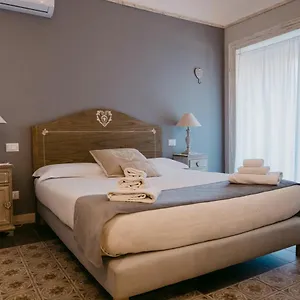https://la-casa-di-alma-luxury-rooms.catania-hotels.net